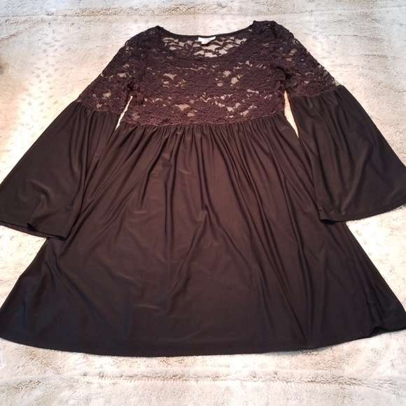 W Dresses & Skirts - W Black and Lace Peasant Dress w Bell Sleeves